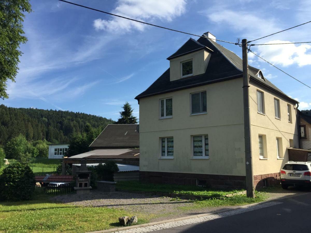 Ferienwohnung Amanda Stutzerbach Экстерьер фото